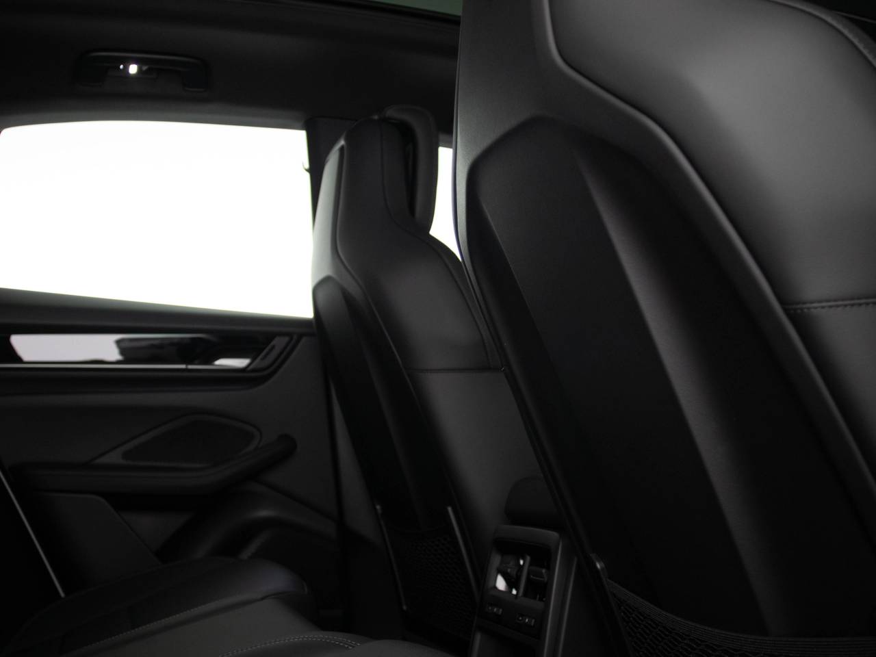 Macan BASE (9) image 30