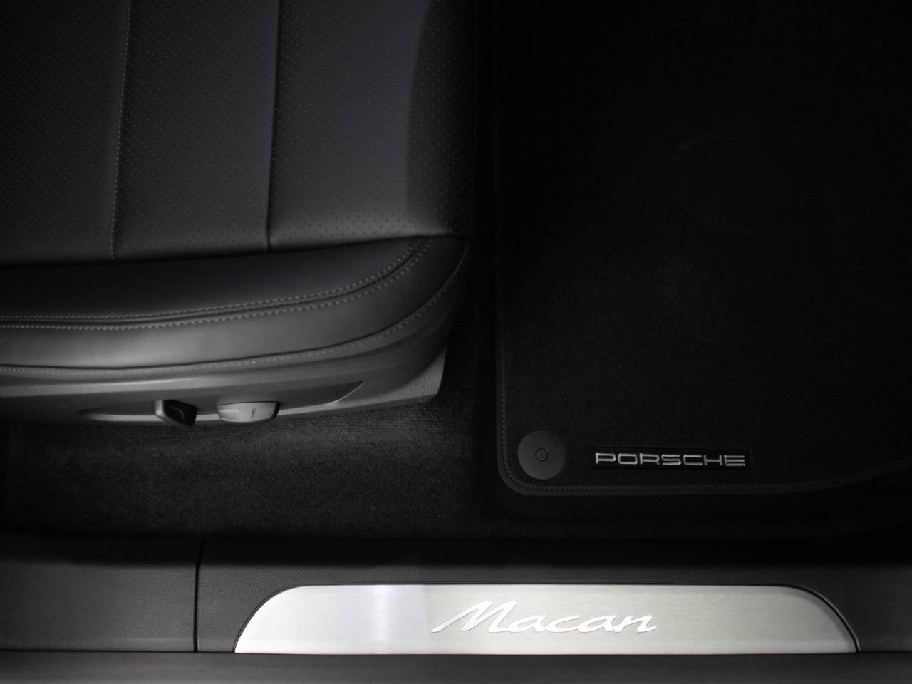 Macan BASE (9) image 33