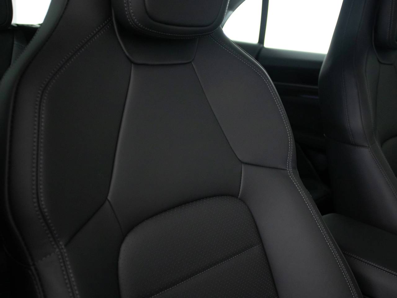 Macan BASE (9) image 42