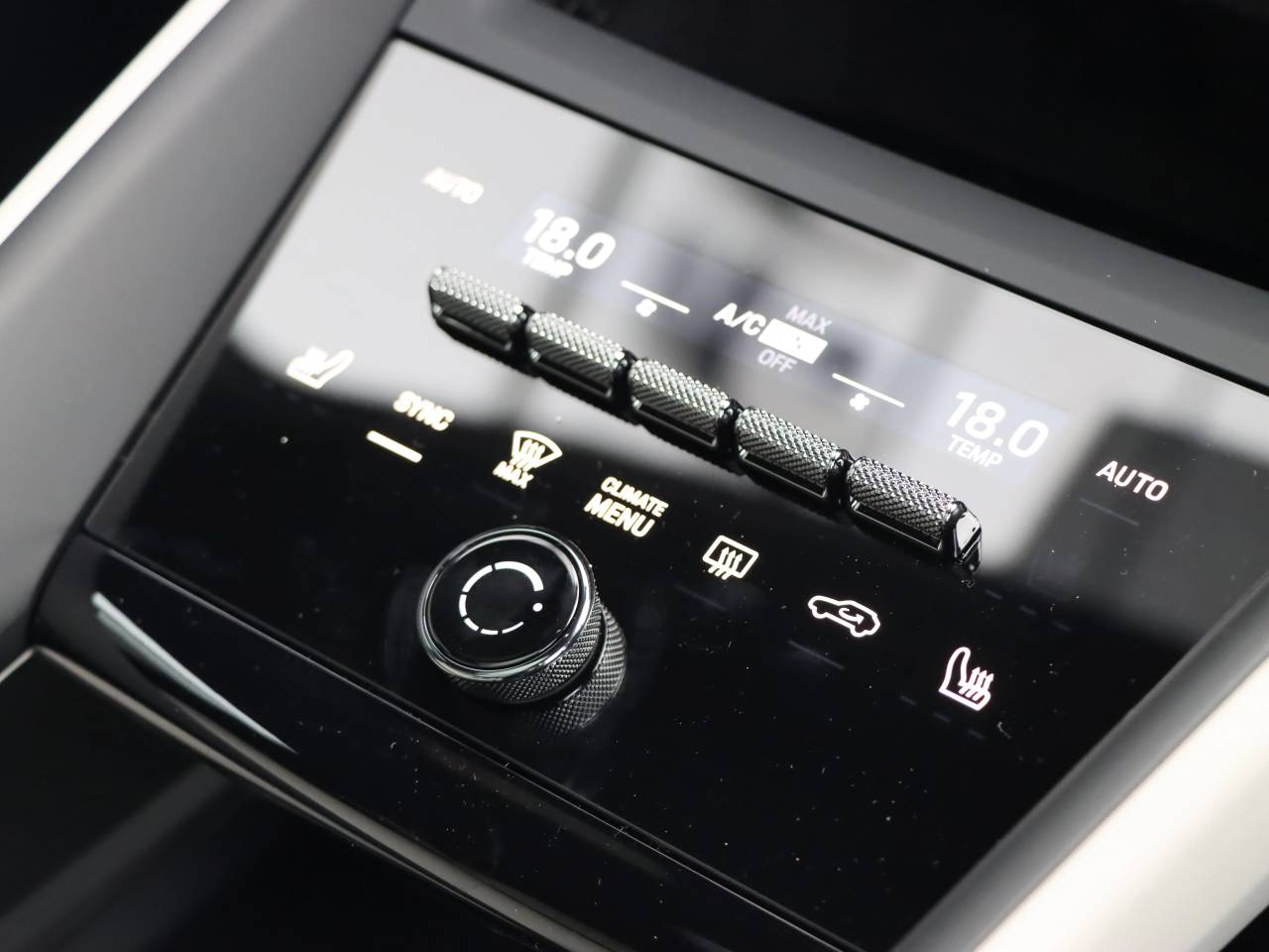 Macan BASE (11) image 18