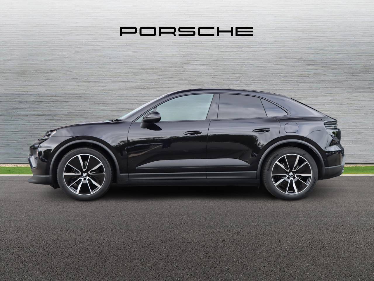 Macan BASE (11) image 27