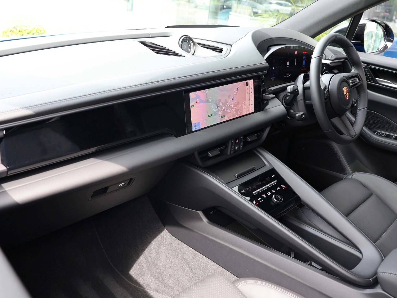 Macan (77) image 16