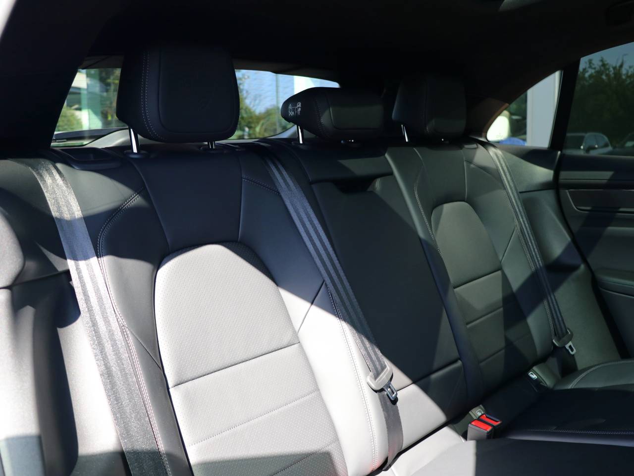 Macan (60) image 45