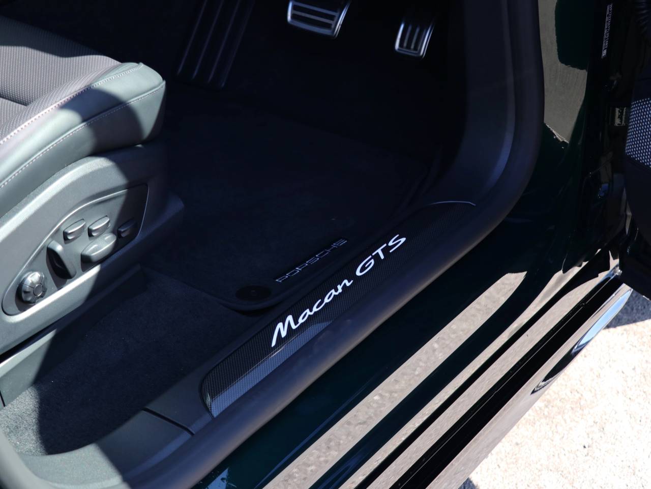 Macan (60) image 30