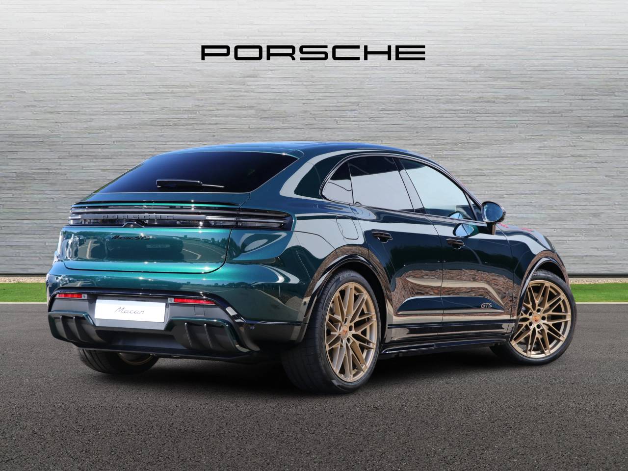 Macan (60) image 03