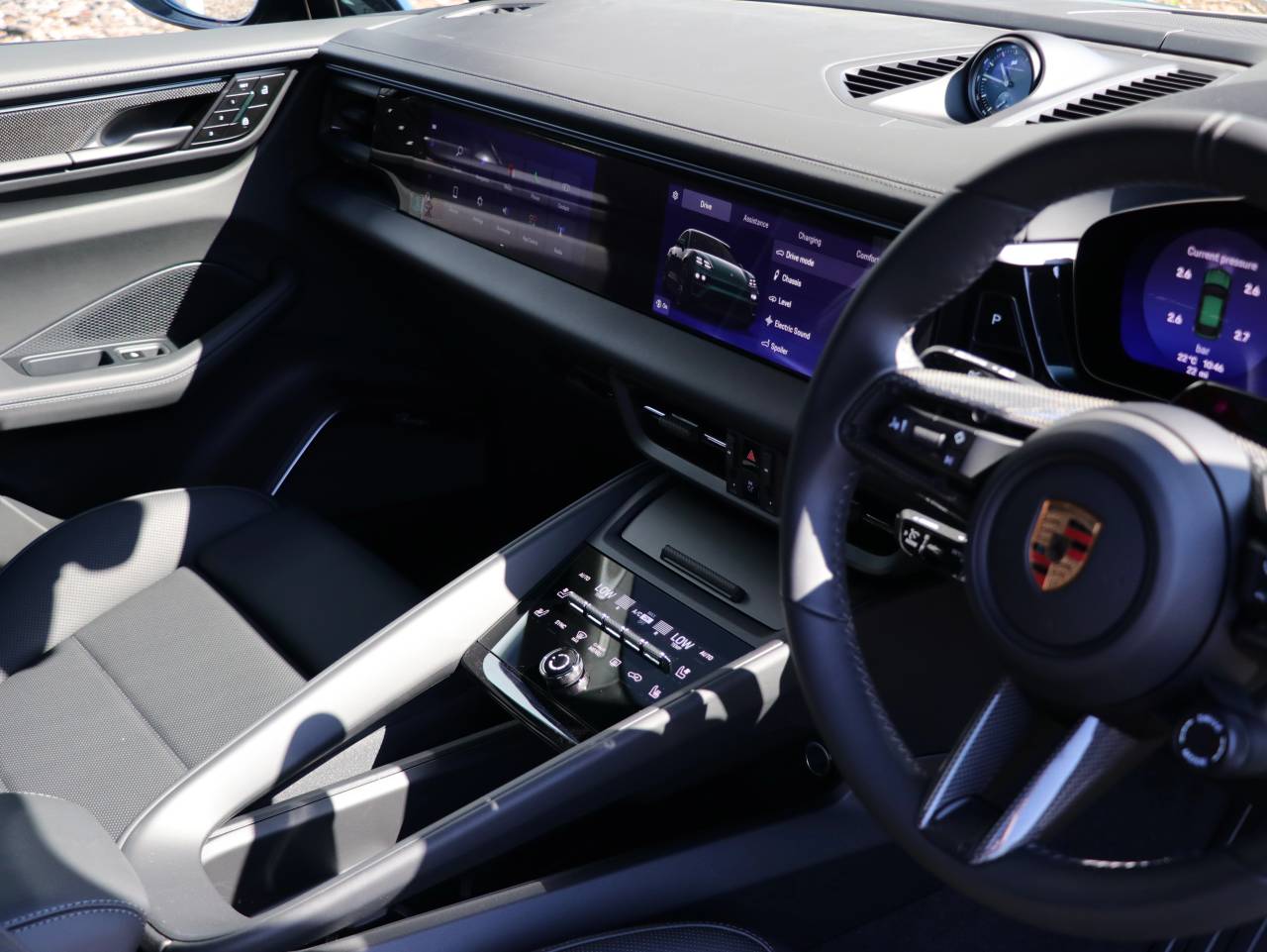 Macan (60) image 57