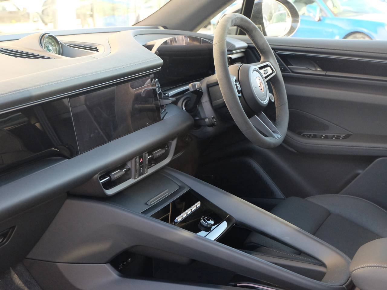 Macan (24) image 32