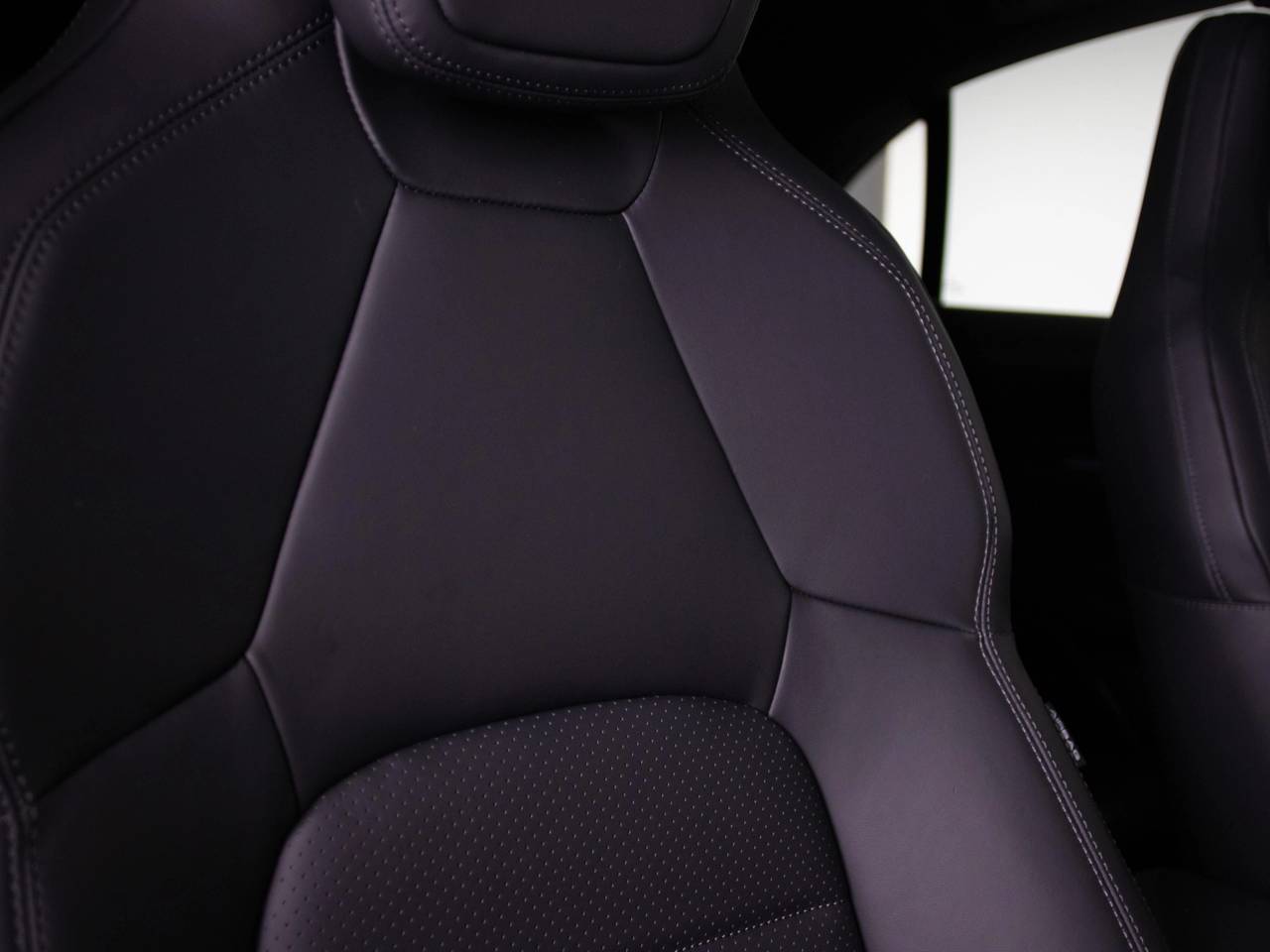 Macan BASE (3) image 46