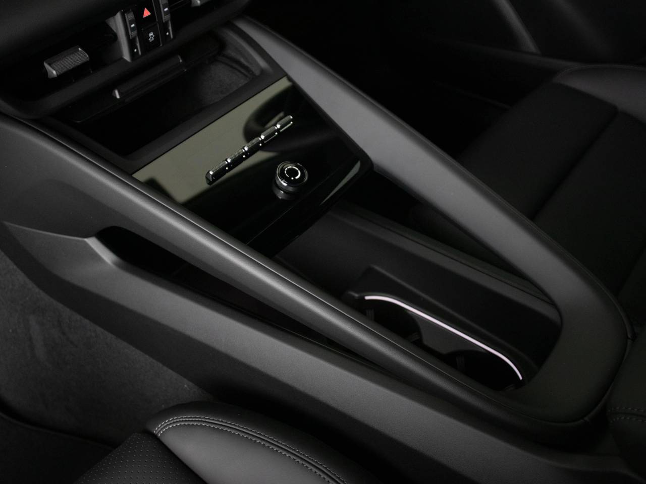 Macan BASE (3) image 34