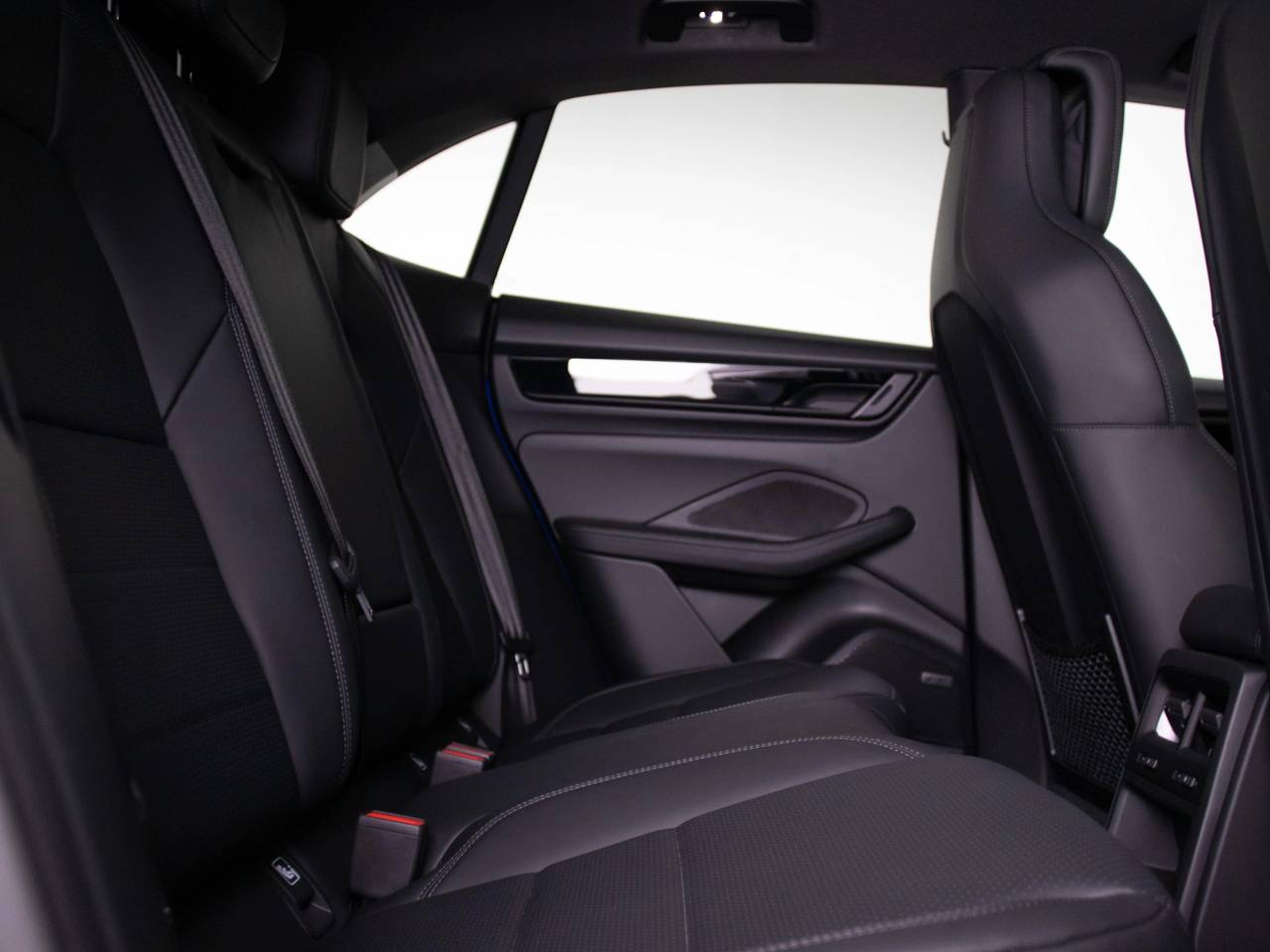 Macan BASE (3) image 37