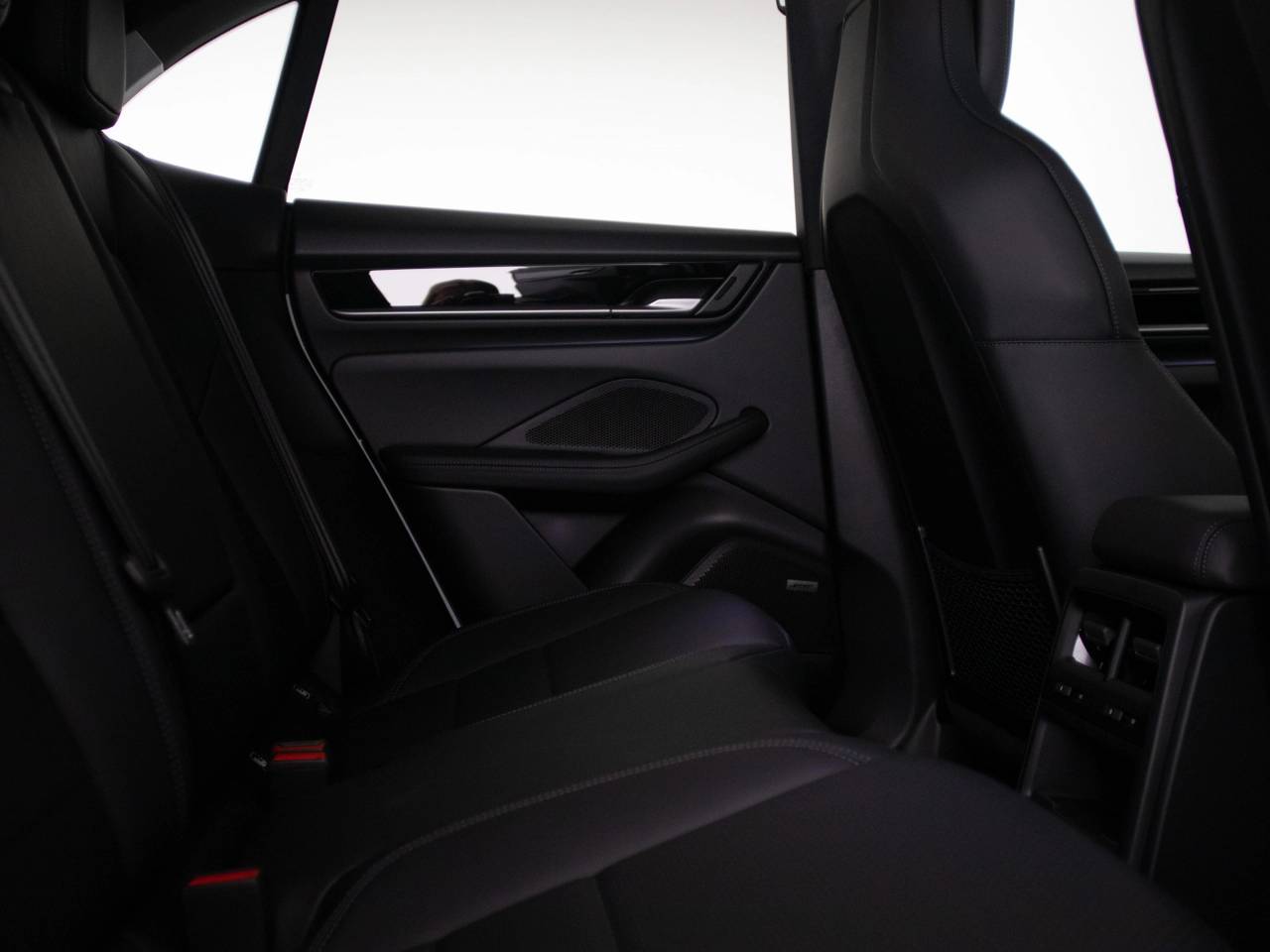 Macan BASE (6) image 40