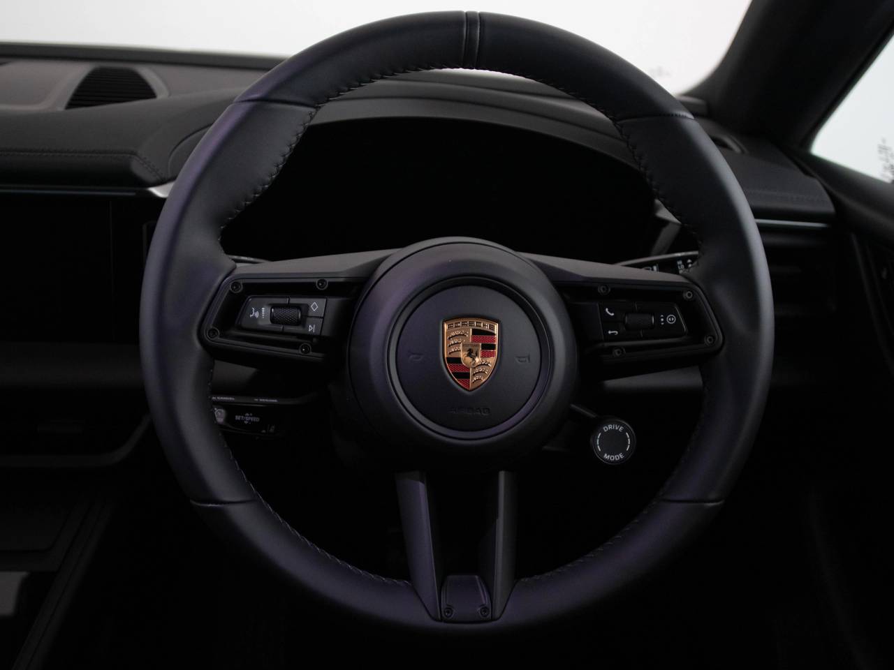 Macan BASE (6) image 24