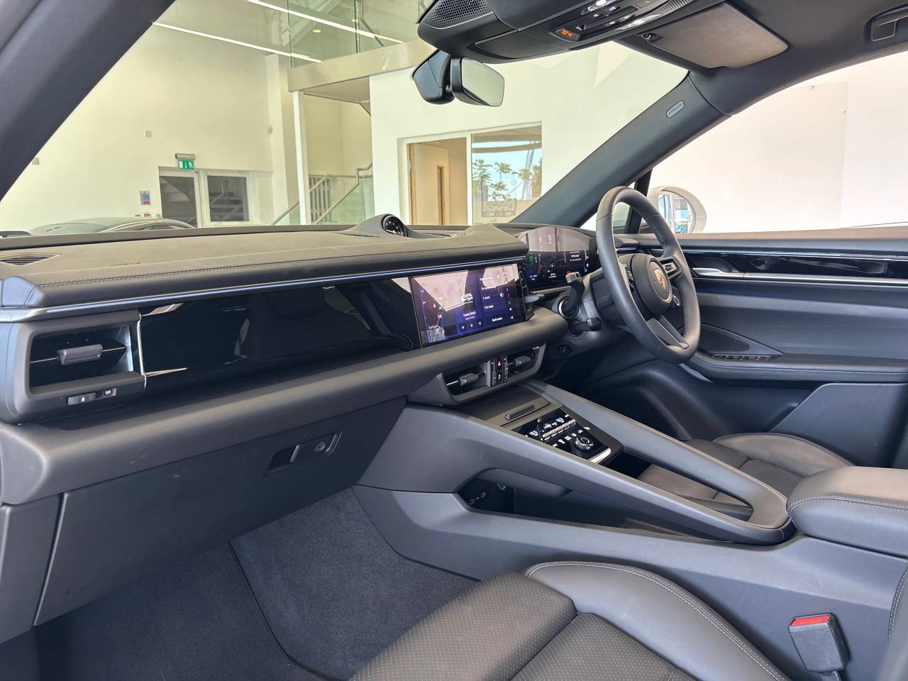 Macan 4S (1) image 24