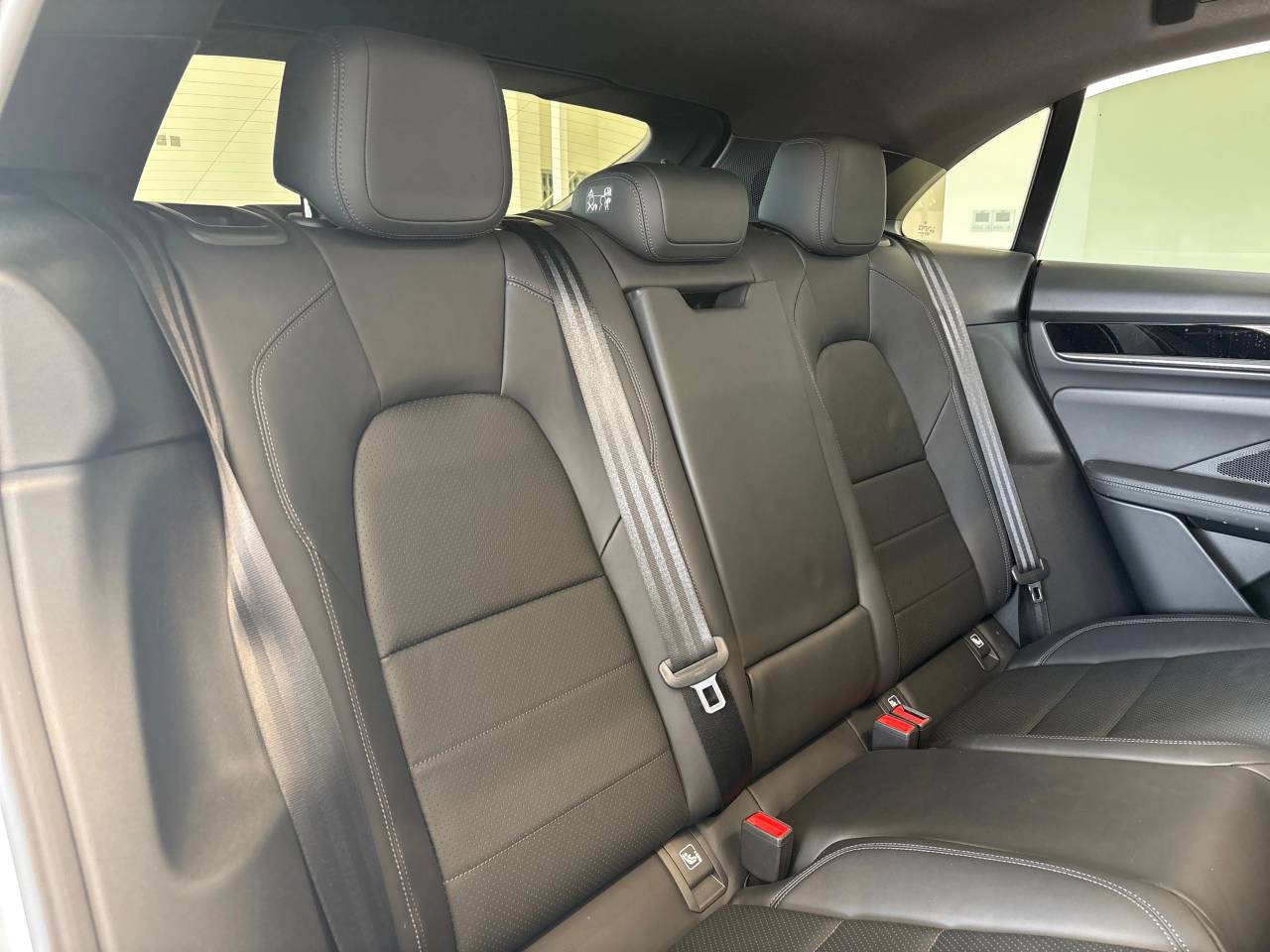 Macan 4S (1) image 42