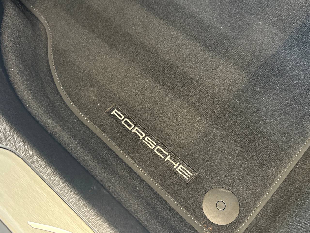 Macan 4S (1) image 49