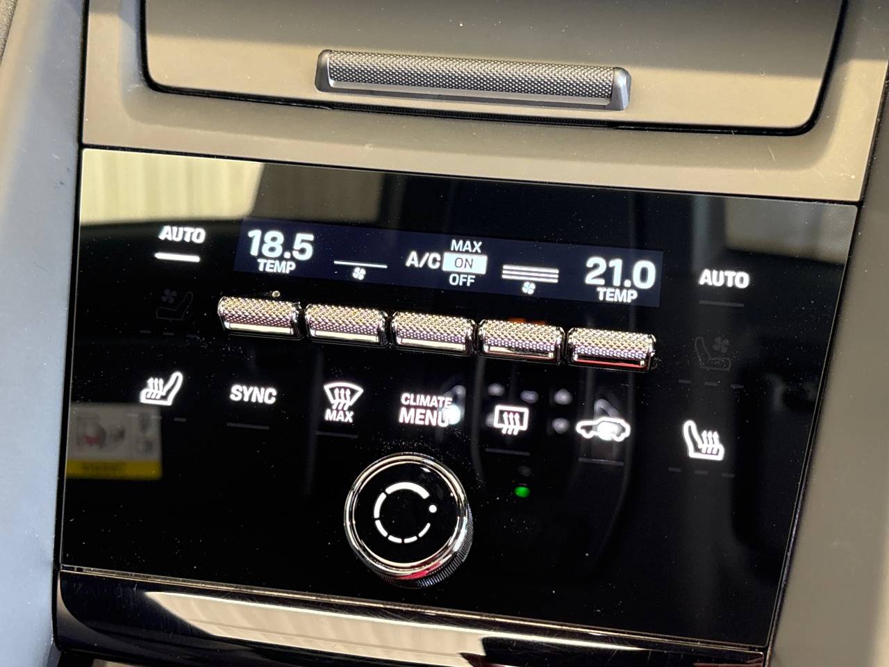 Macan 4S (1) image 39