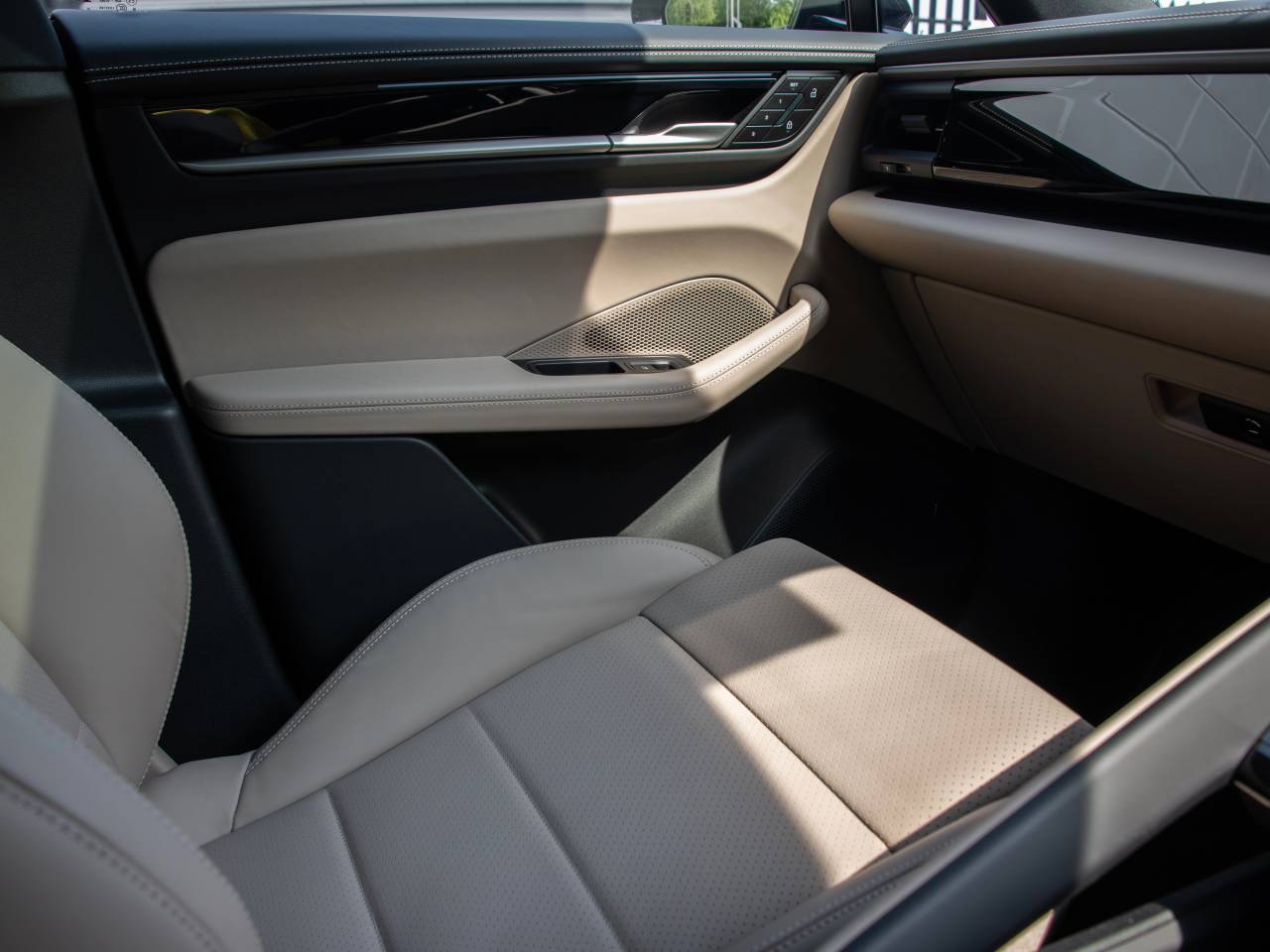 Macan 4S (4) image 49