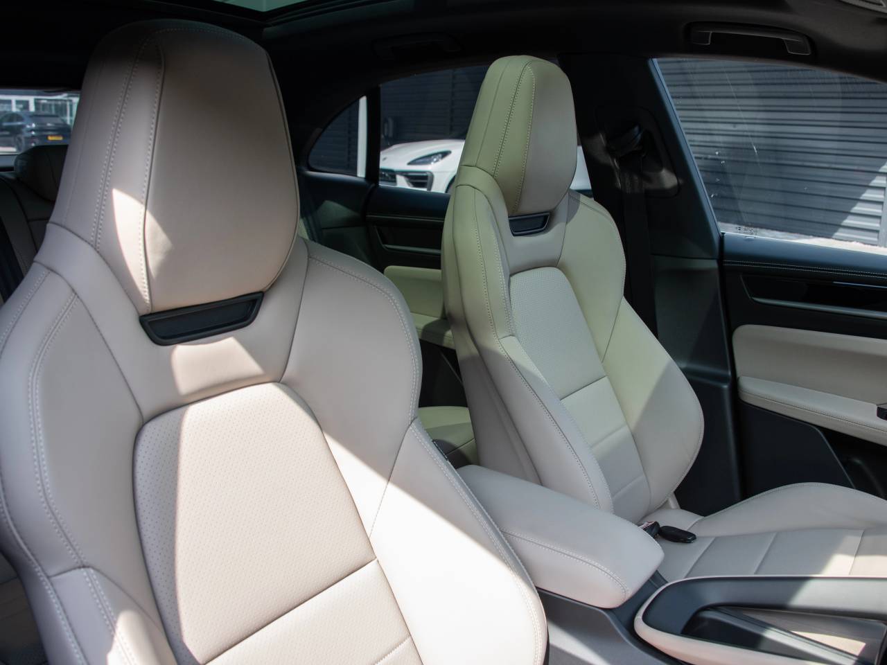 Macan 4S (4) image 05