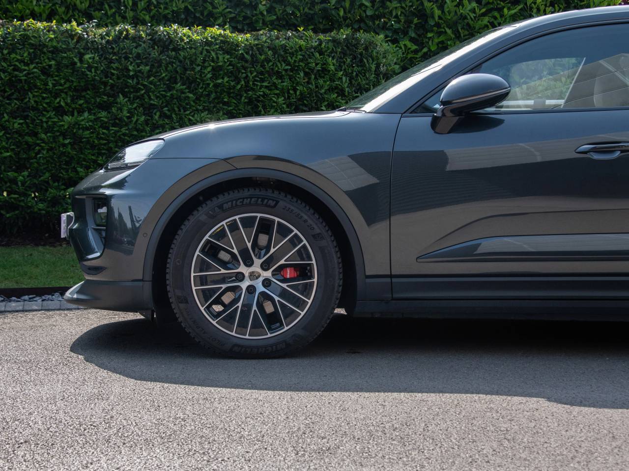 Macan 4S (4) image 18