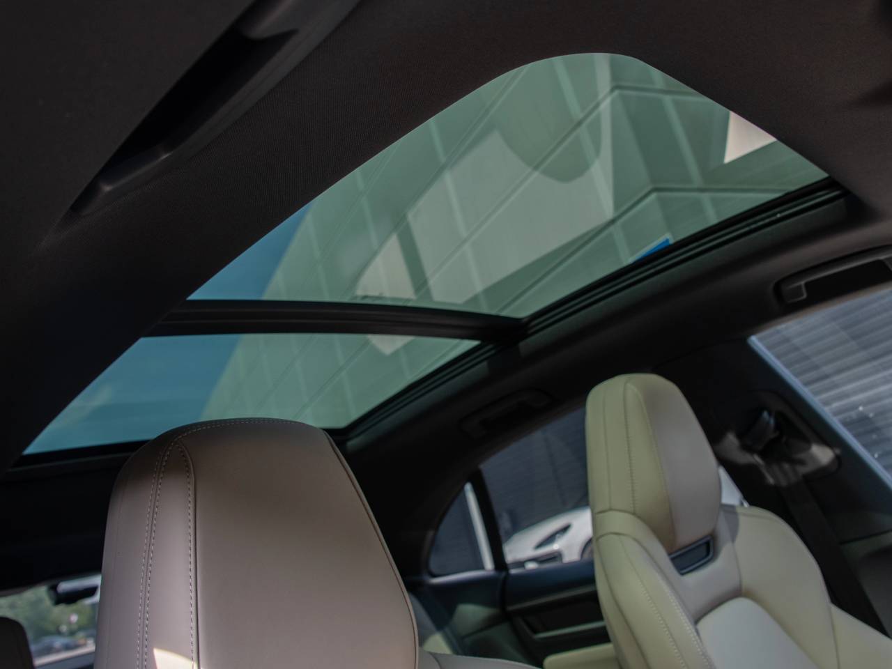 Macan 4S (4) image 29