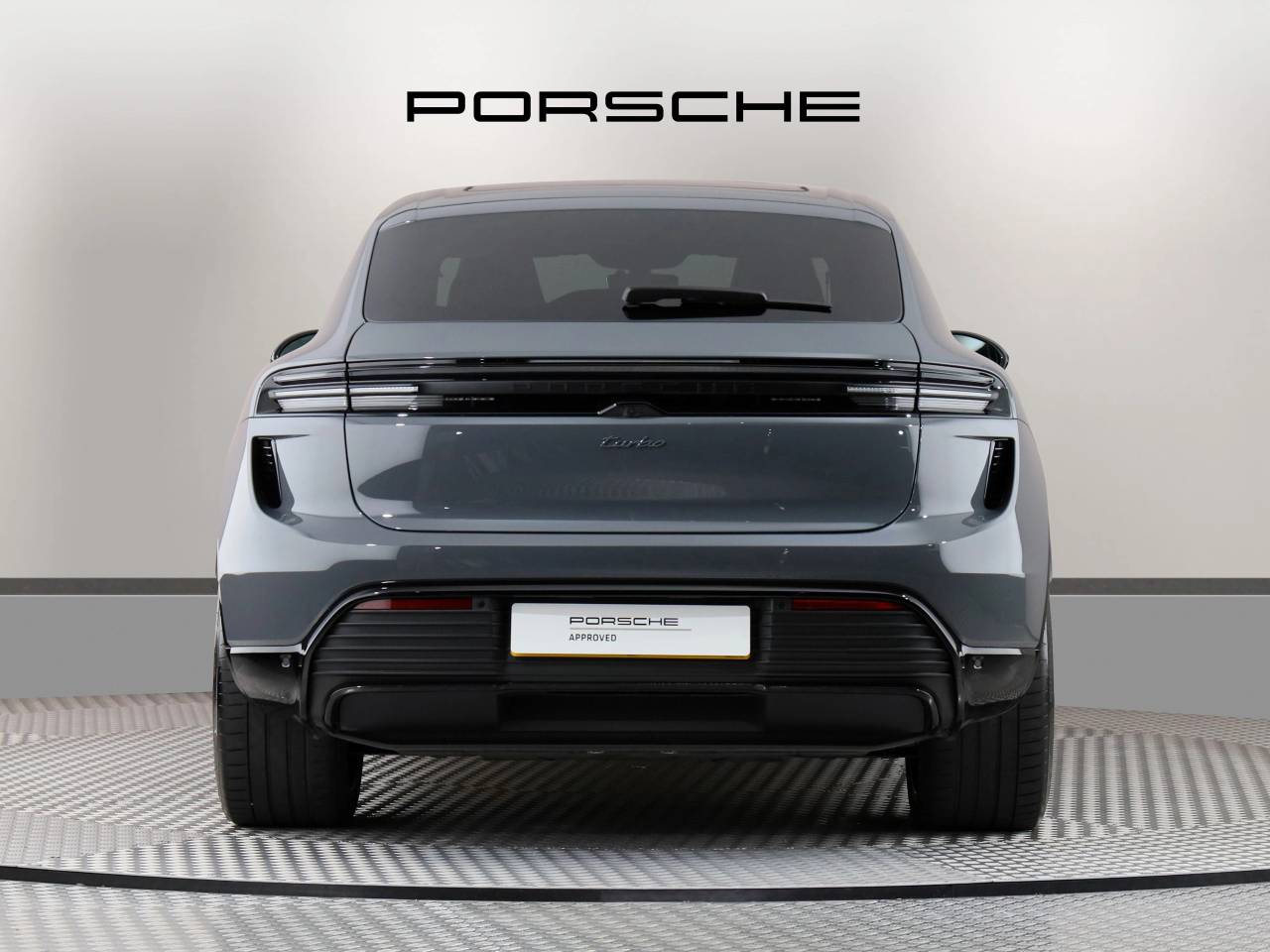 Macan TURBO (10) image 08