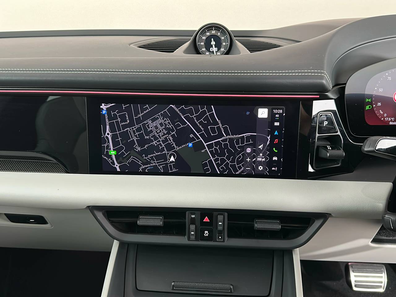 Macan TURBO (10) image 33