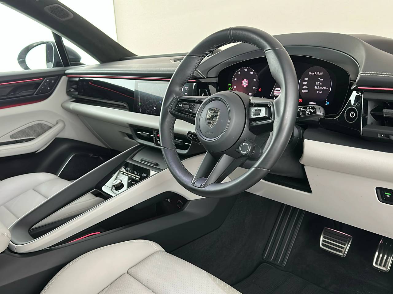 Macan TURBO (10) image 29