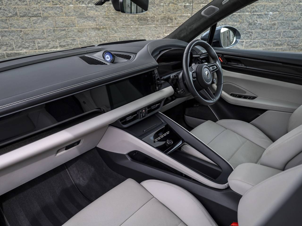 Macan TURBO (7) image 13