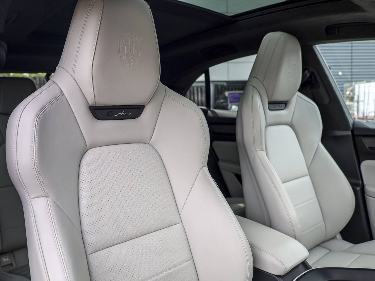 Macan TURBO (7) image 05
