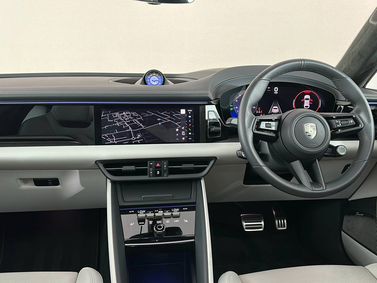 Macan TURBO (10) image 25