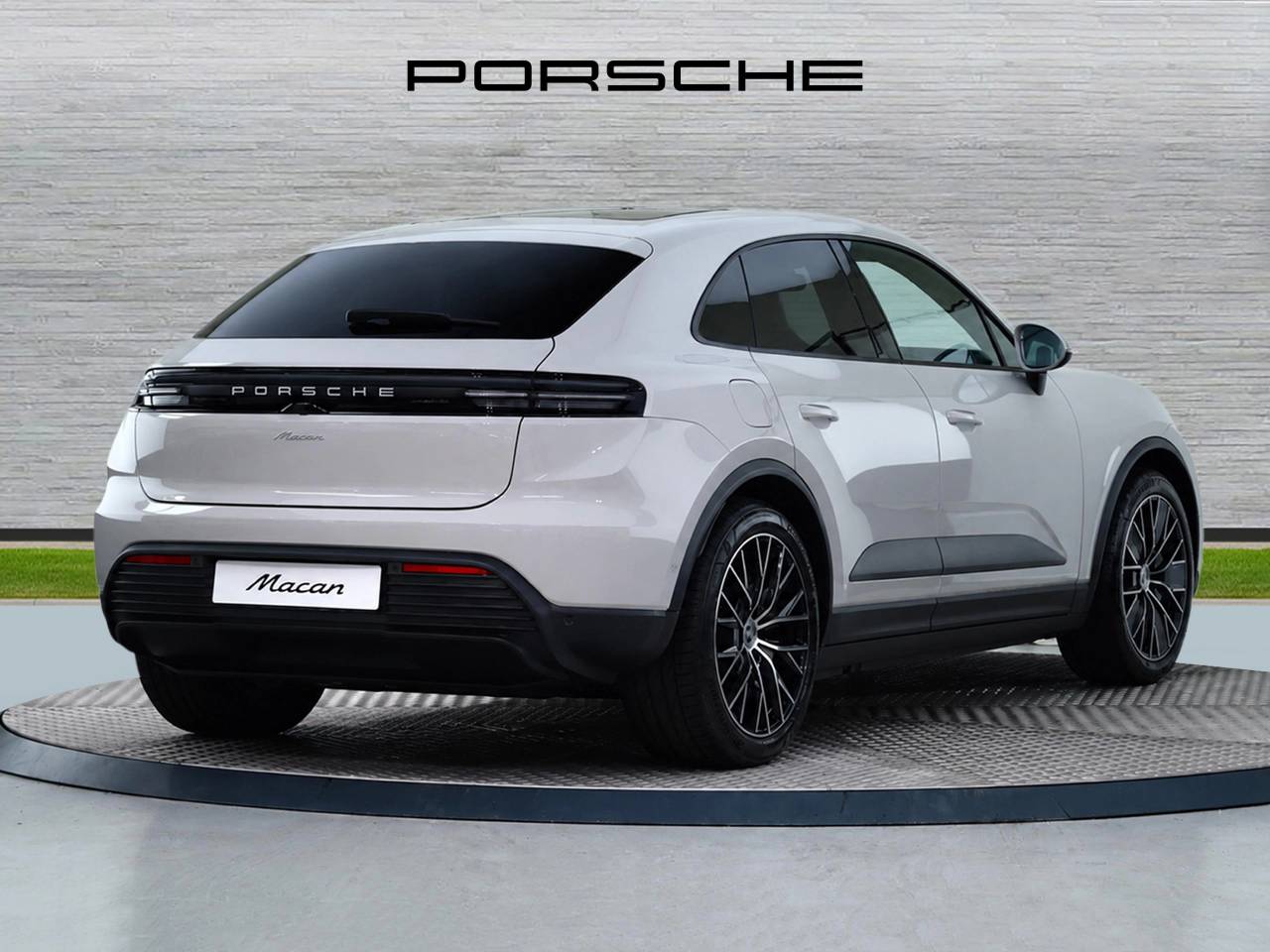 Macan (98) image 09