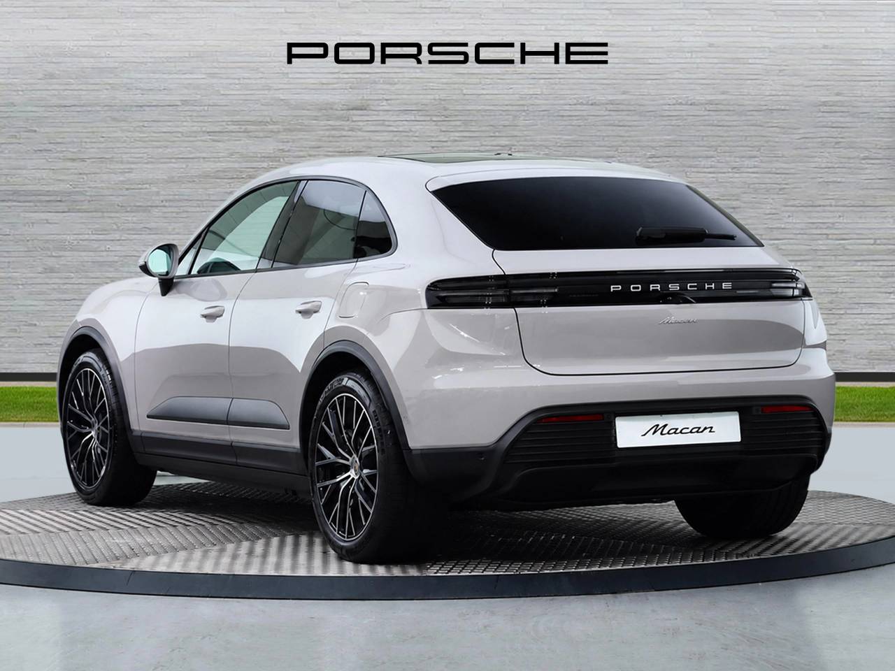 Macan (98) image 07