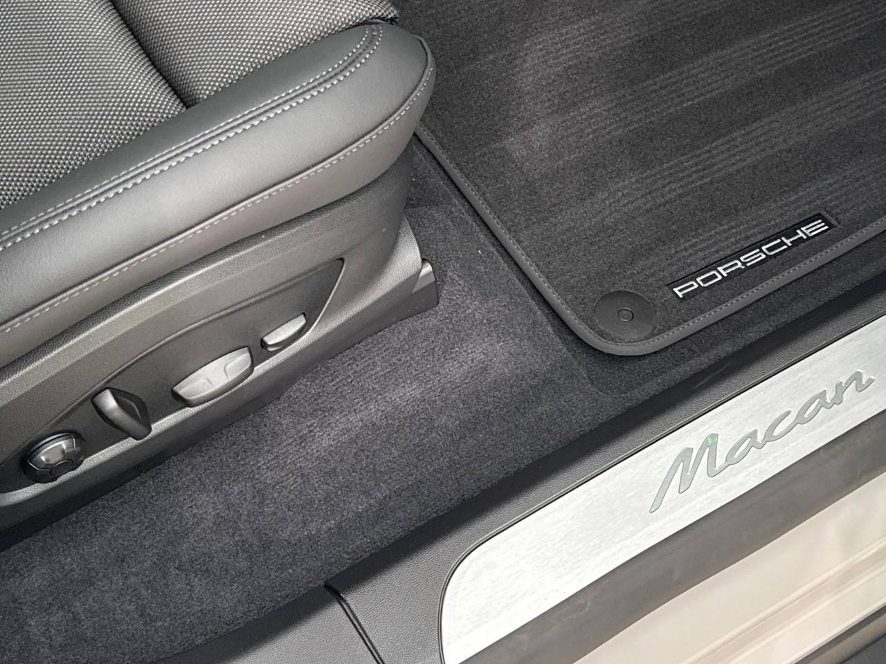 Macan (98) image 36