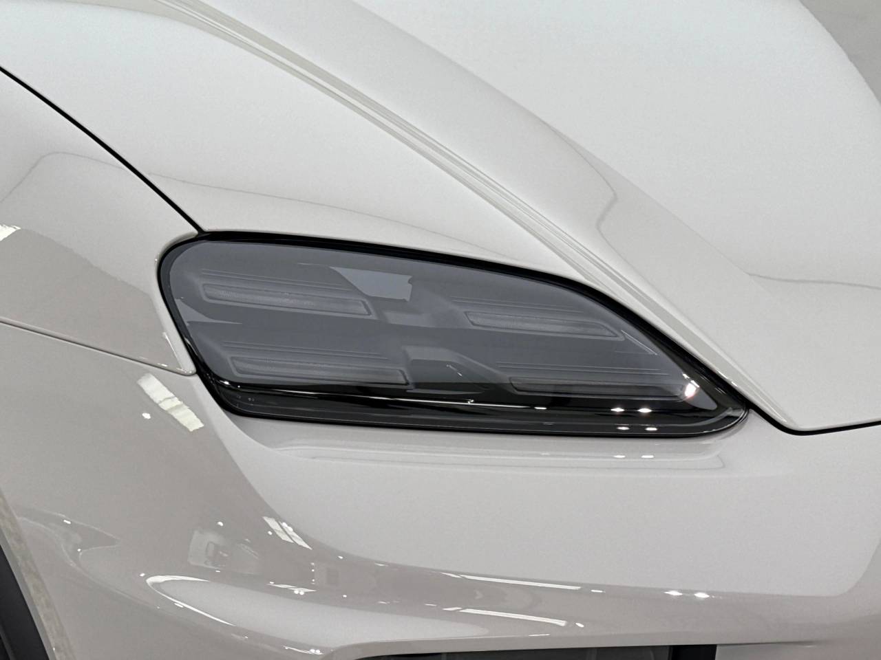 Macan (98) image 11