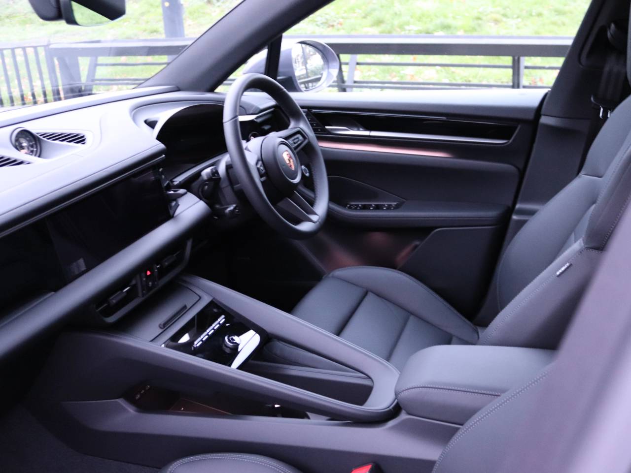 Macan BASE (4) image 27