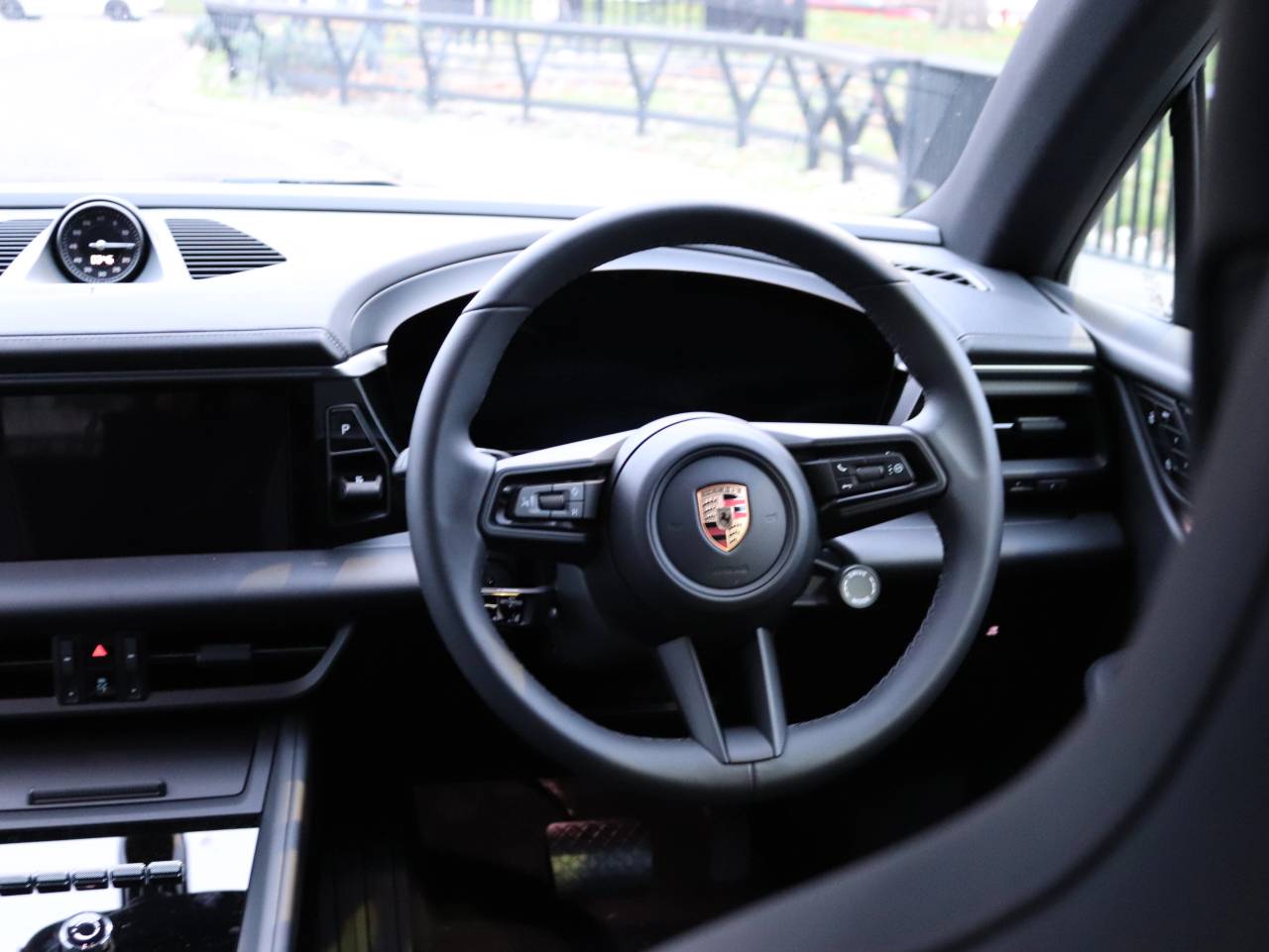Macan BASE (4) image 24