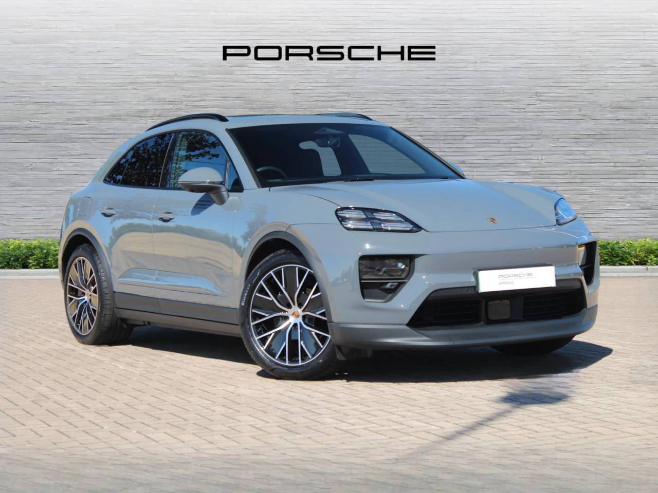 Macan 4
