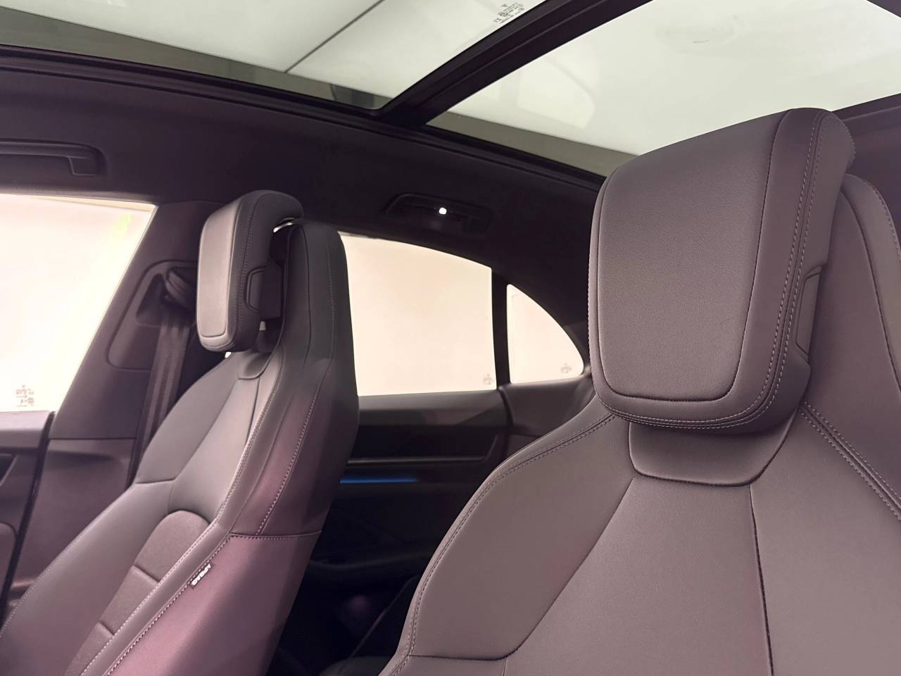 Macan BASE (10) image 32