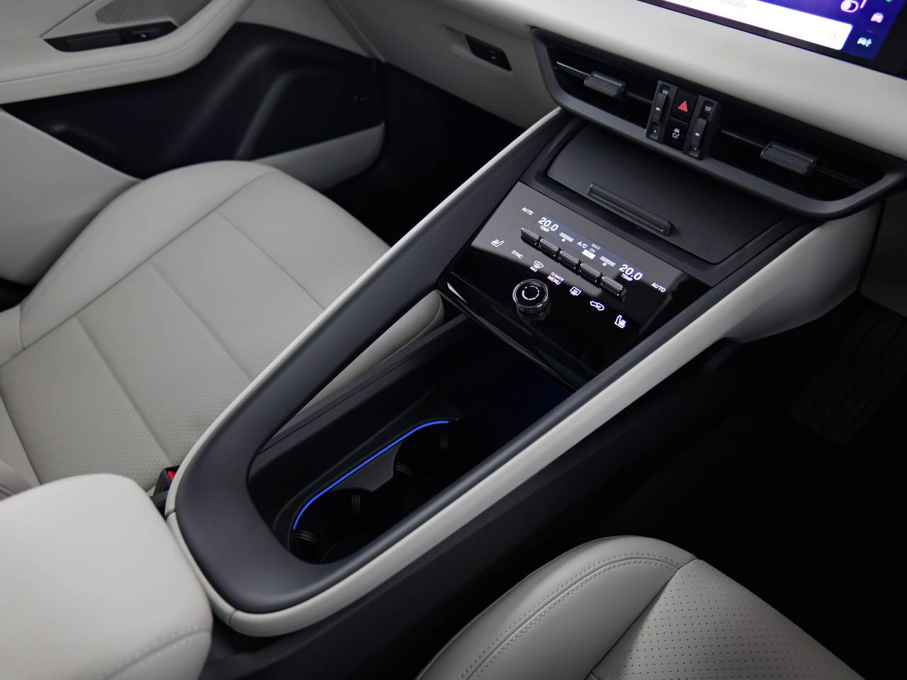 Macan BASE (12) image 30