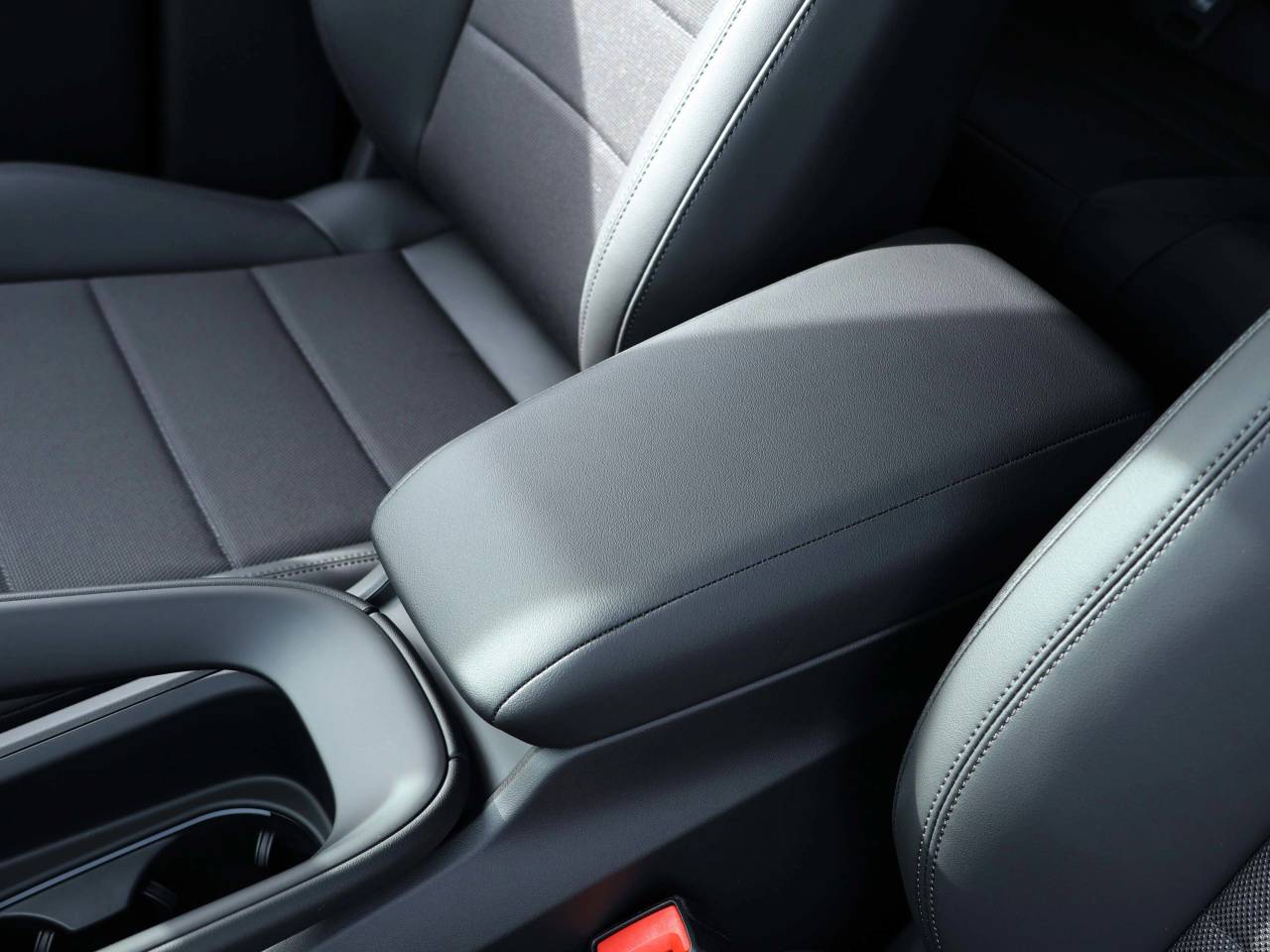 Macan 4S (10) image 30