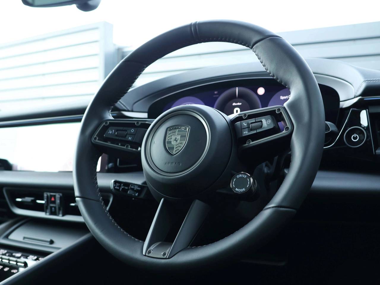Macan TURBO (8) image 15