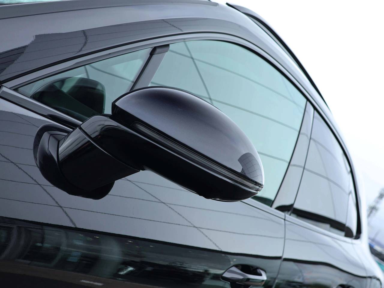 Macan TURBO (8) image 11