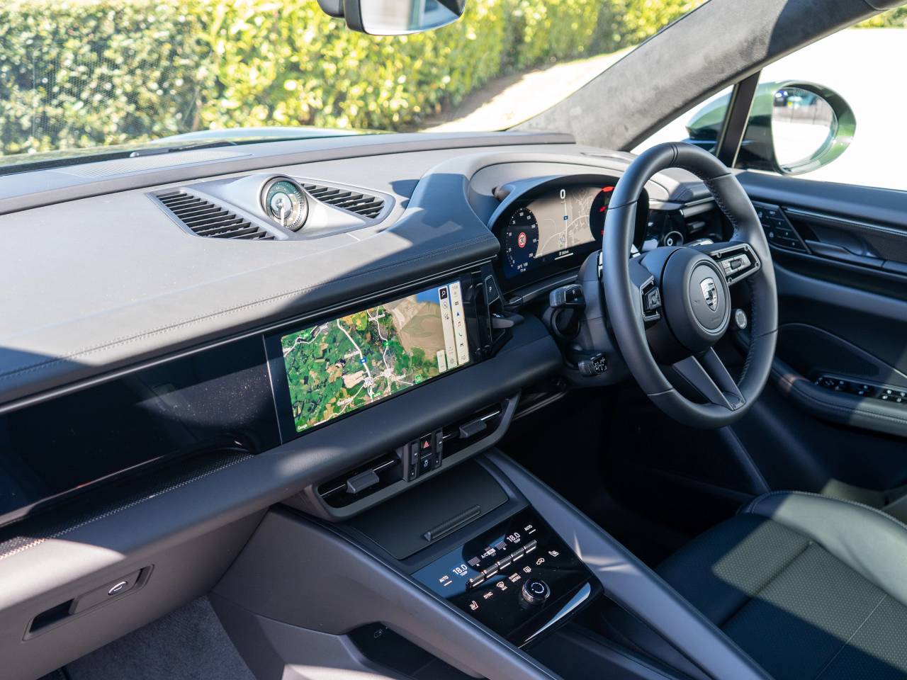 Macan TURBO (5) image 21