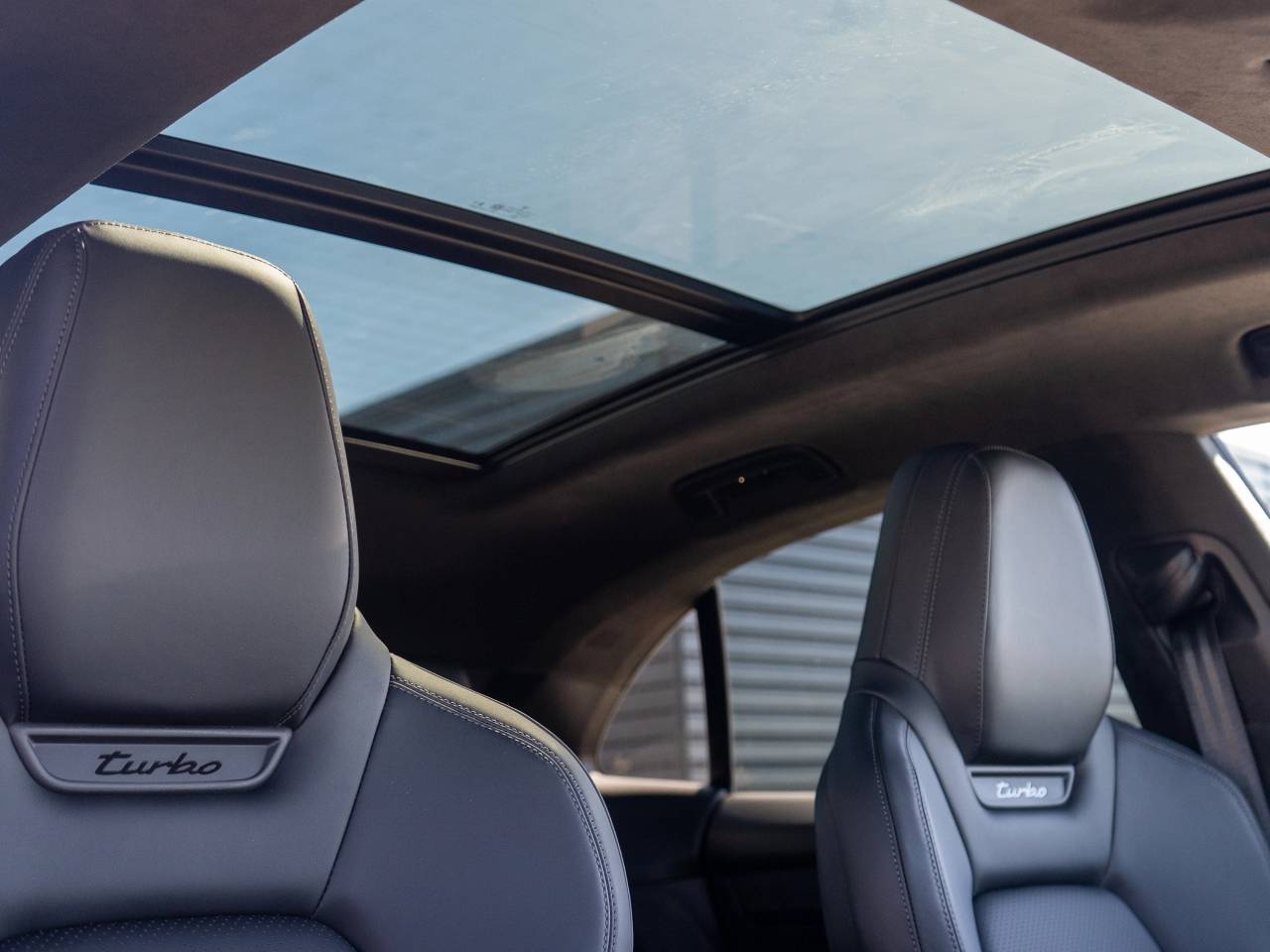 Macan TURBO (5) image 36
