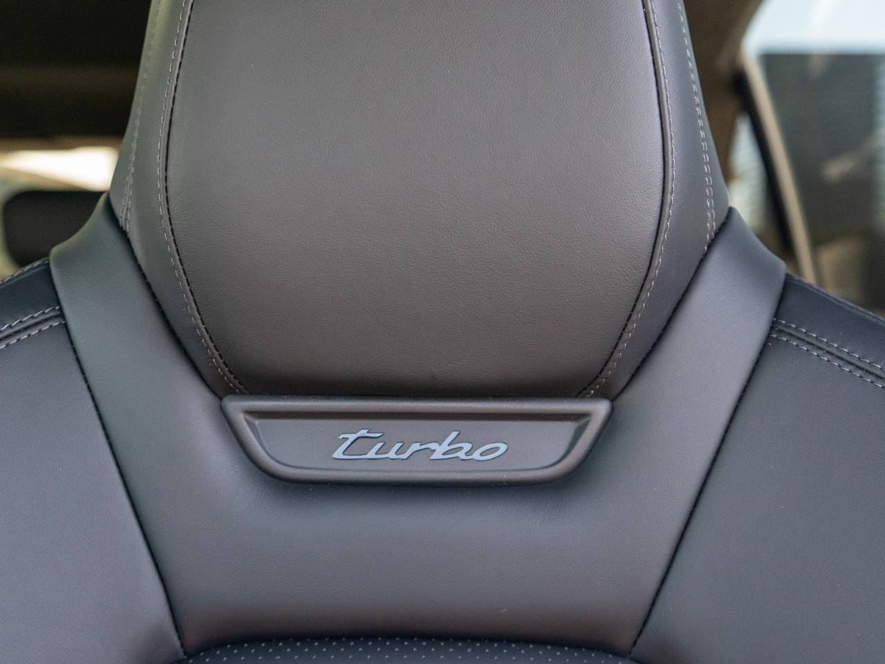 Macan TURBO (5) image 25