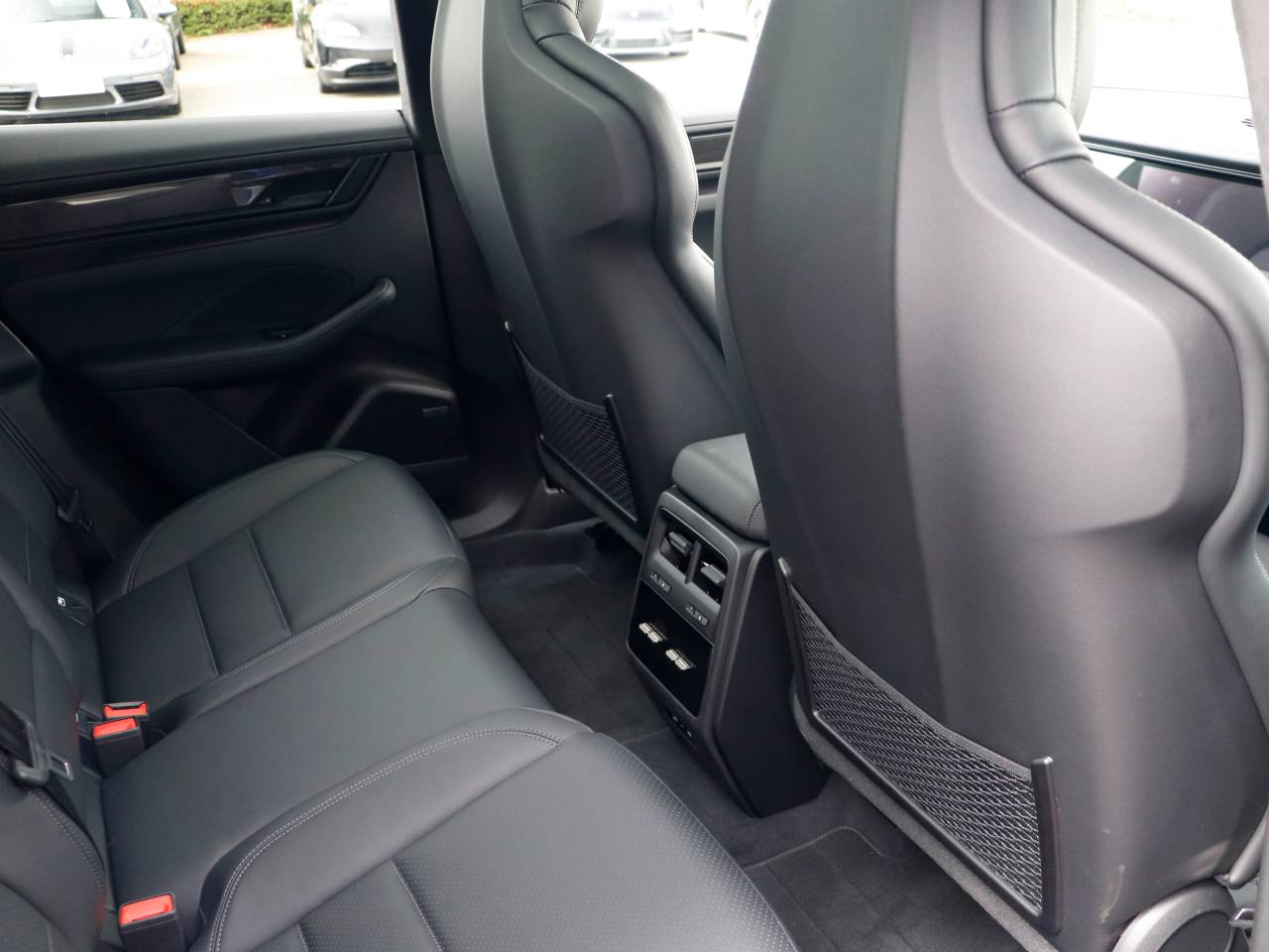Macan (83) image 27