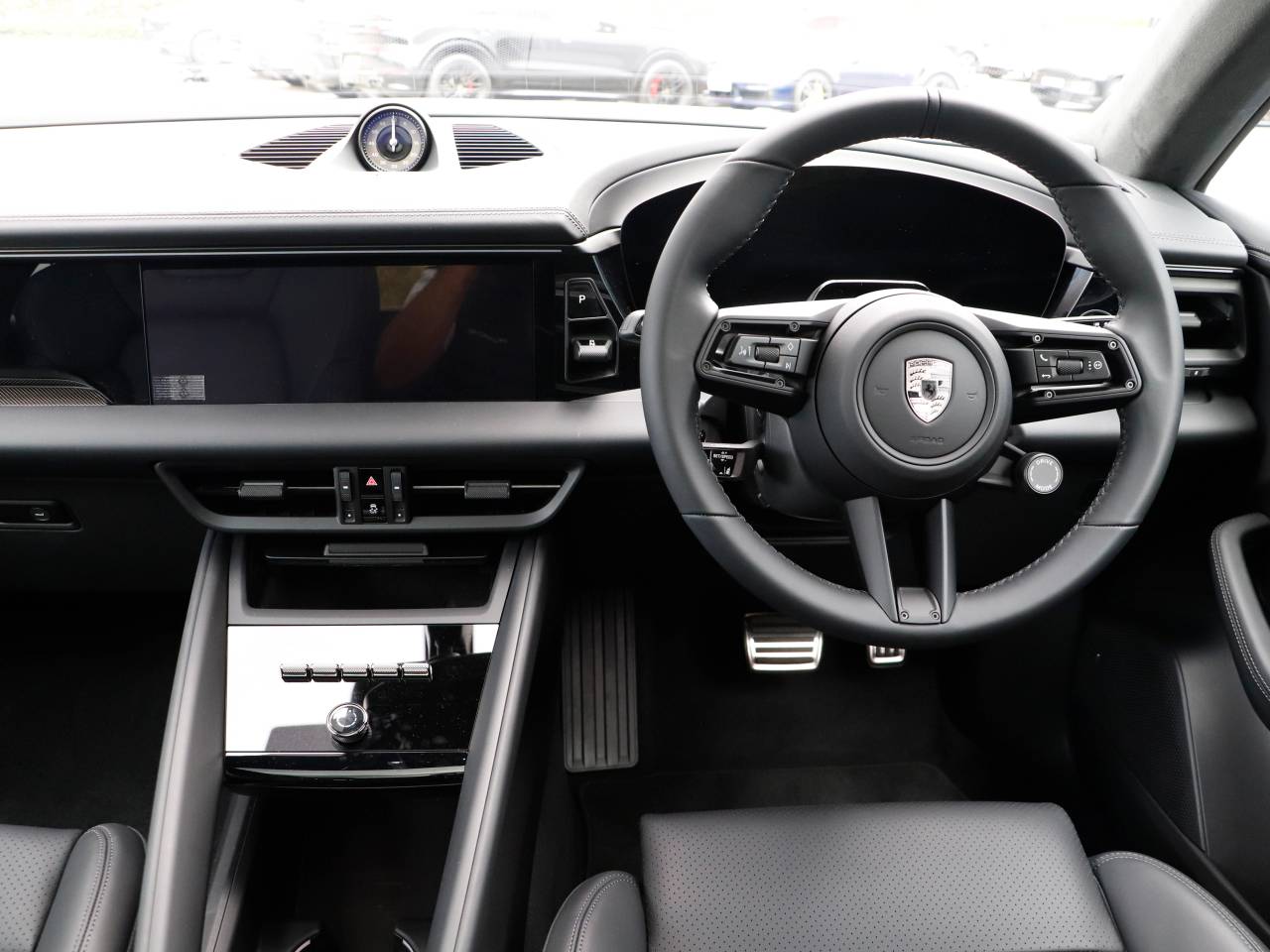 Macan (83) image 13