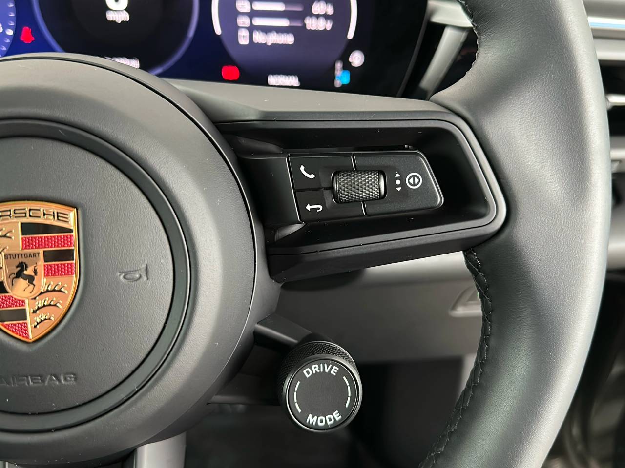 Macan (53) image 33