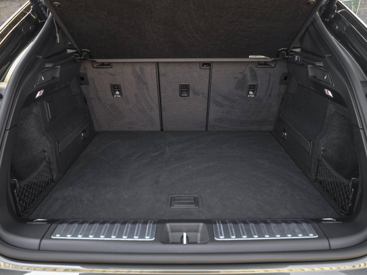 Macan (77) image 30