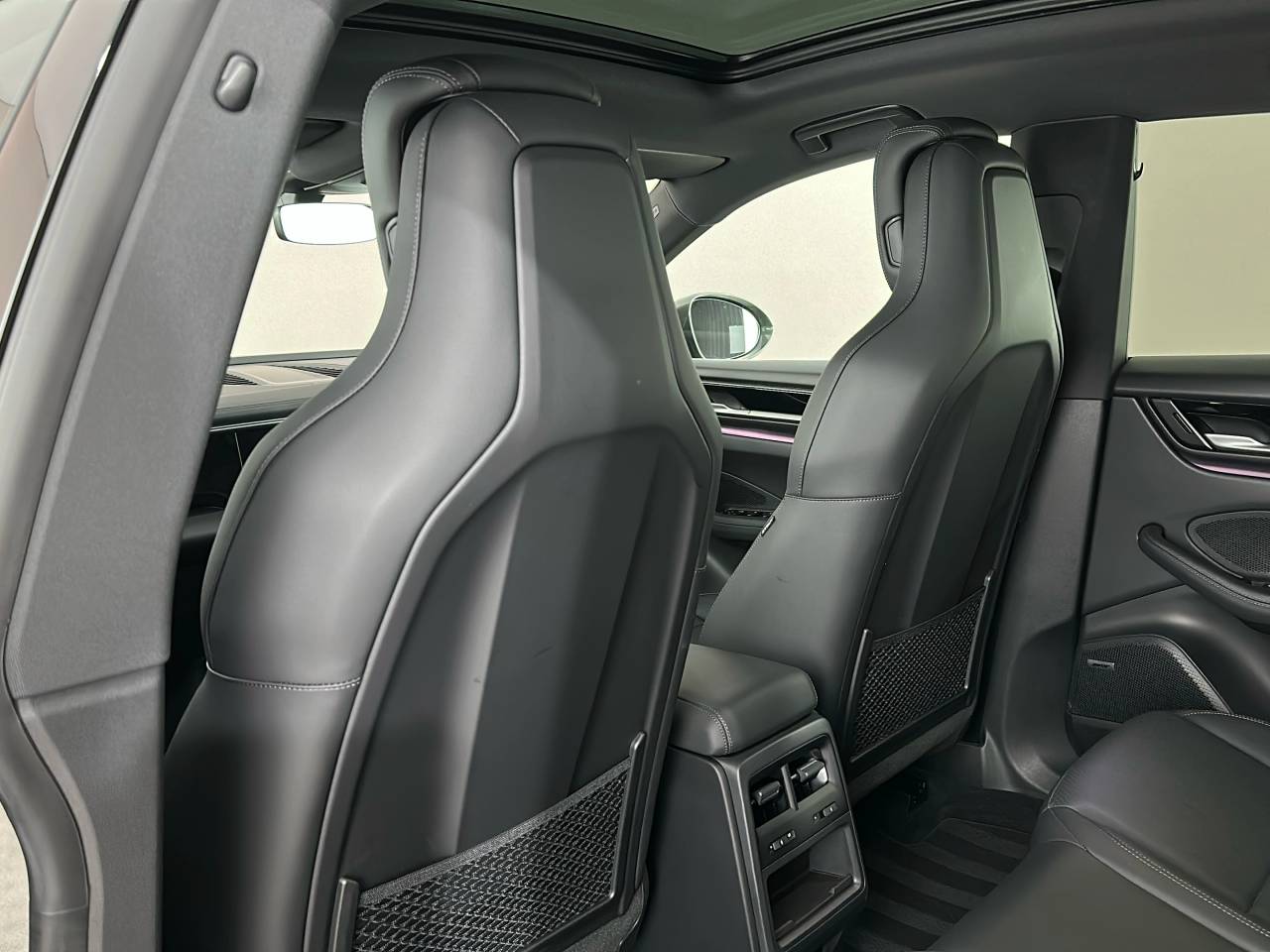 Macan (53) image 15
